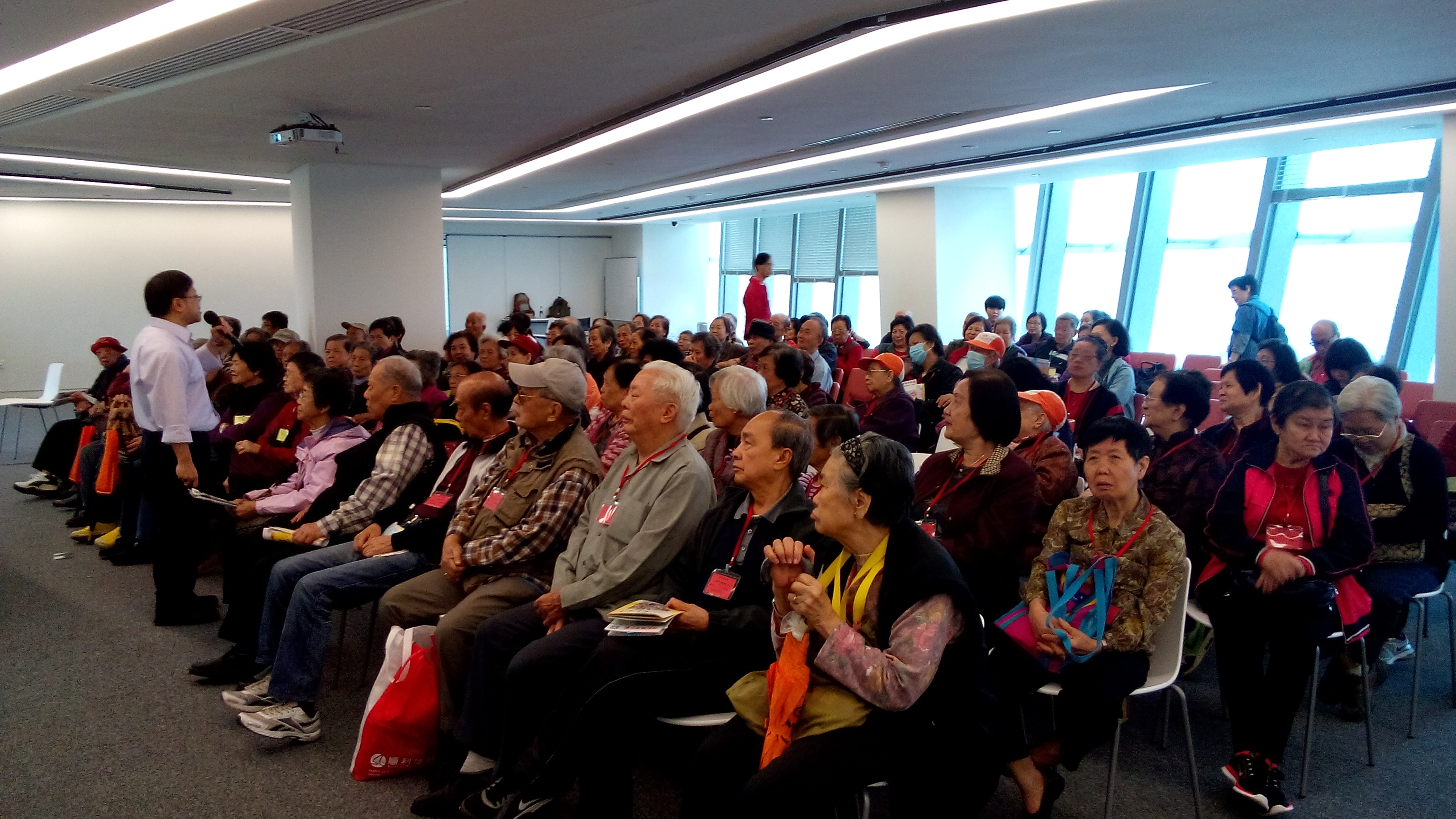 Sik Sik Yuen Ho Wong Neighbourhood Centre for Senior Citizens Center,  HKME